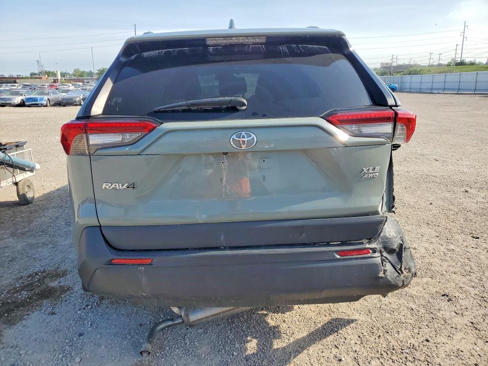 2021 Toyota Rav4 მანქანა იყიდება აუქციონზე, vin: 2T3P1RFV7MW214097, აუქციონის ნომერი: 58554536