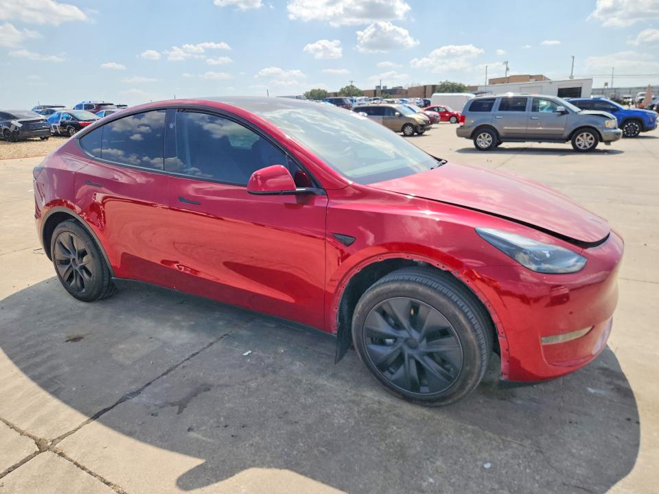 61634546 :رقم المزاد ، 7SAYGDED6RA318267 vin ، 2024 Tesla Model Y مزاد بيع