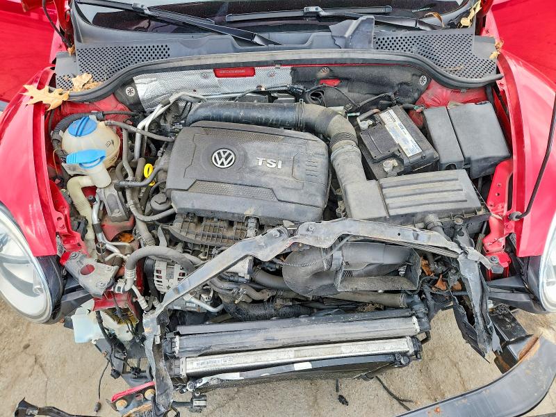 63470856 :رقم المزاد ، 3VWF17AT9EM656496 vin ، 2014 Volkswagen Beetle مزاد بيع