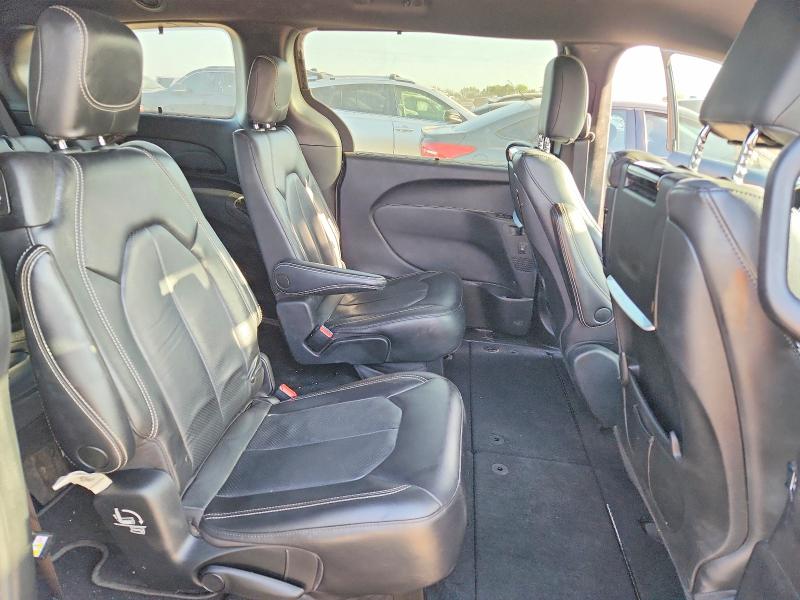 61337666 :رقم المزاد ، 2C4RC1BG2MR572200 vin ، 2021 Chrysler Pacifica مزاد بيع