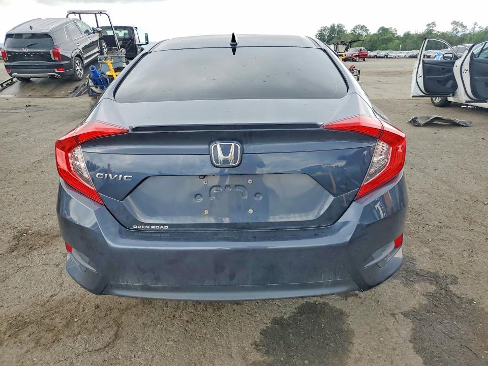 Aukcja sprzedaży 2018 Honda Civic, vin: JHMFC1F7XJX030707, numer aukcji: 62040806