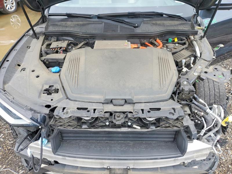 57685926 :رقم المزاد ، WA1VAAGE8KB011341 vin ، 2019 Audi E-tron مزاد بيع