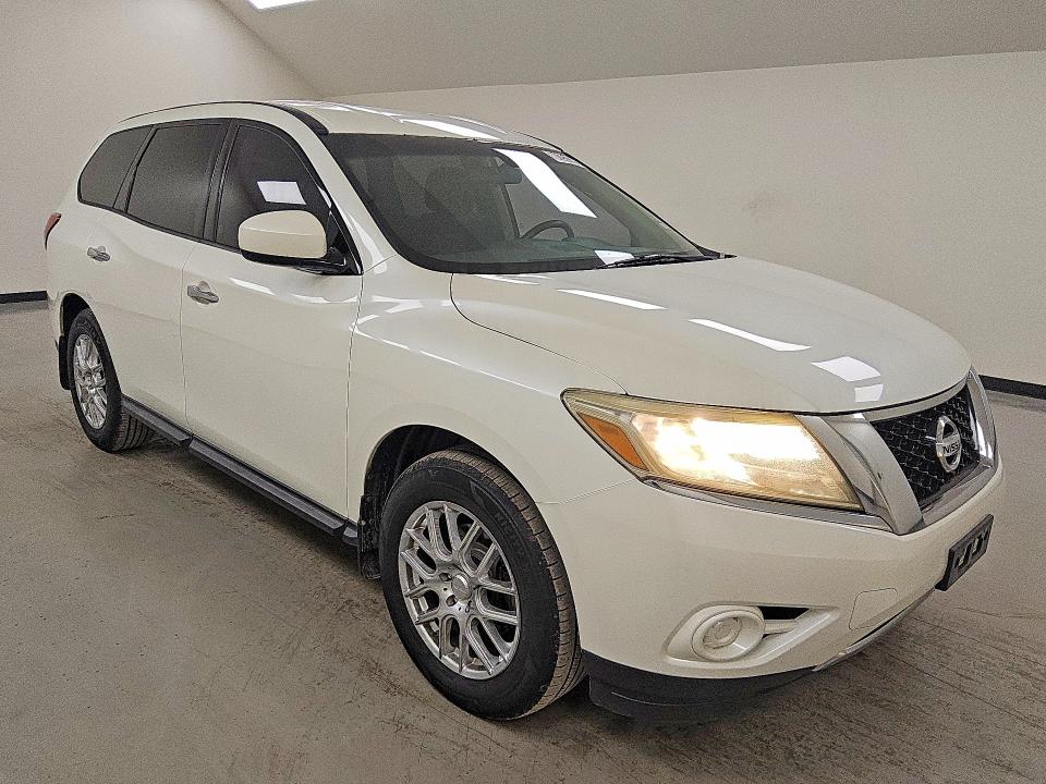 61251366 :رقم المزاد ، 5N1AR2MN9FC625124 vin ، 2015 Nissan Pathfinder مزاد بيع