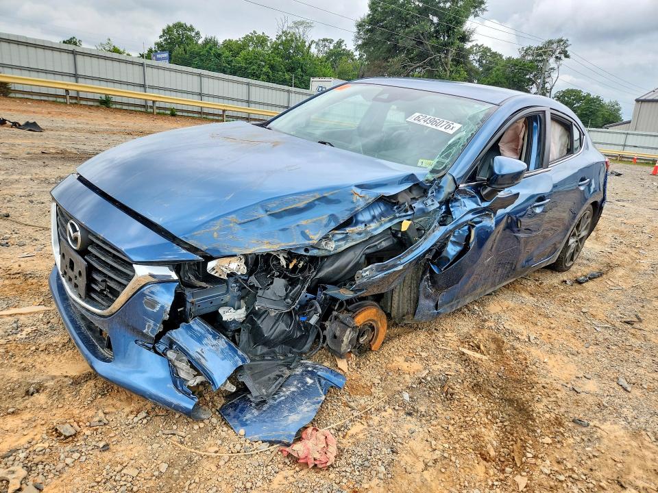 62496076 :رقم المزاد ، 3MZBN1V38JM255607 vin ، 2018 Mazda 3 مزاد بيع