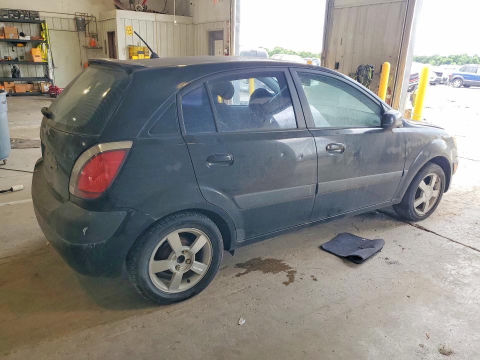 2006 Kia Rio მანქანა იყიდება აუქციონზე, vin: KNADE163566060286, აუქციონის ნომერი: 59239666
