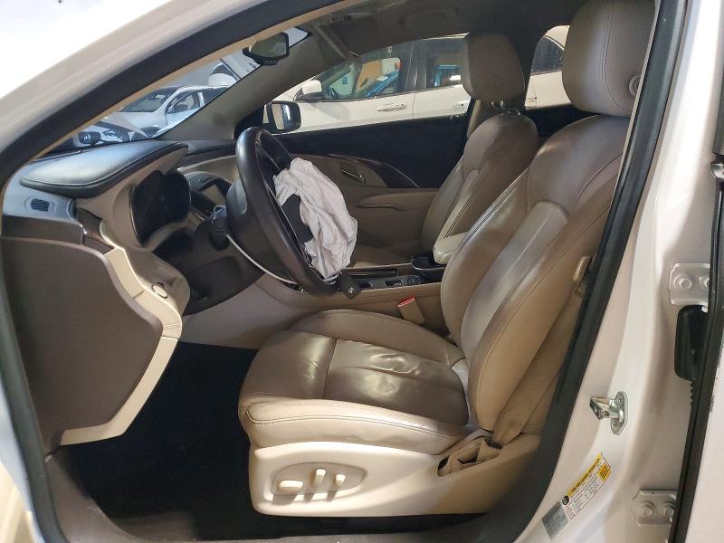 60365386 :رقم المزاد ، 1G4GB5GRXFF289495 vin ، 2015 Buick Lacrosse مزاد بيع