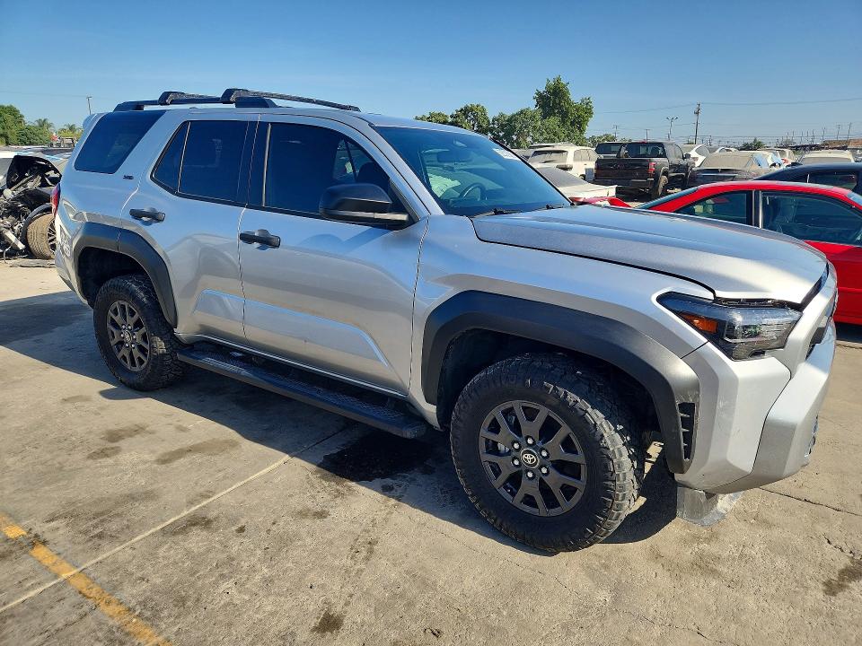 62533686 :رقم المزاد ، JTEVA5AR7S5003489 vin ، 2025 Toyota 4runner مزاد بيع