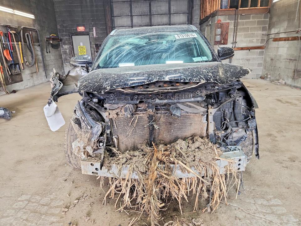 61310616 :رقم المزاد ، 5TDDZRFH4JS863052 vin ، 2018 Toyota Highlander مزاد بيع