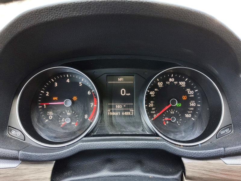 61229216 :رقم المزاد ، 1VWBA7A38JC029394 vin ، 2018 Volkswagen Passat مزاد بيع
