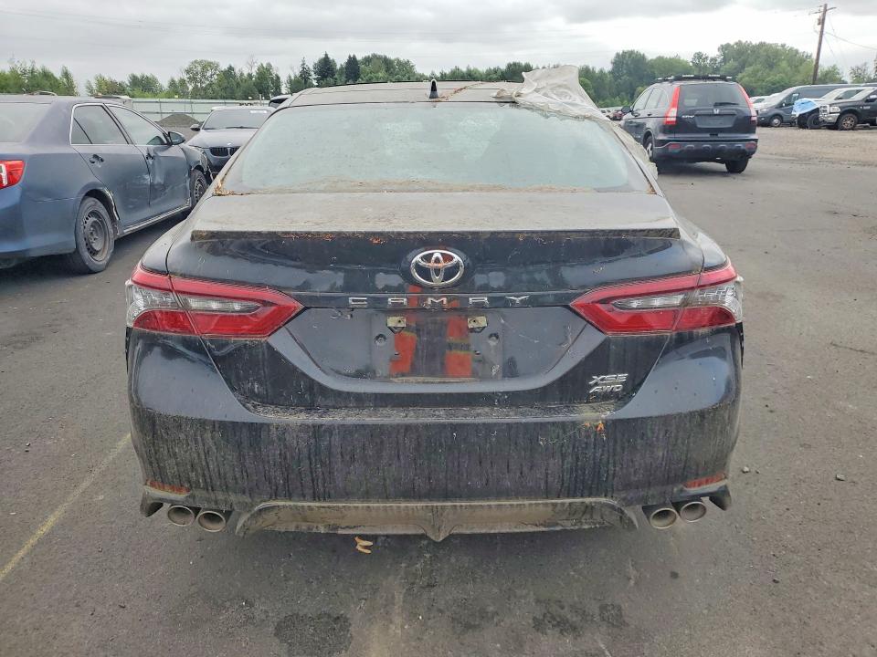 60973966 :رقم المزاد ، 4T1K61BKXNU069351 vin ، 2022 Toyota Camry مزاد بيع