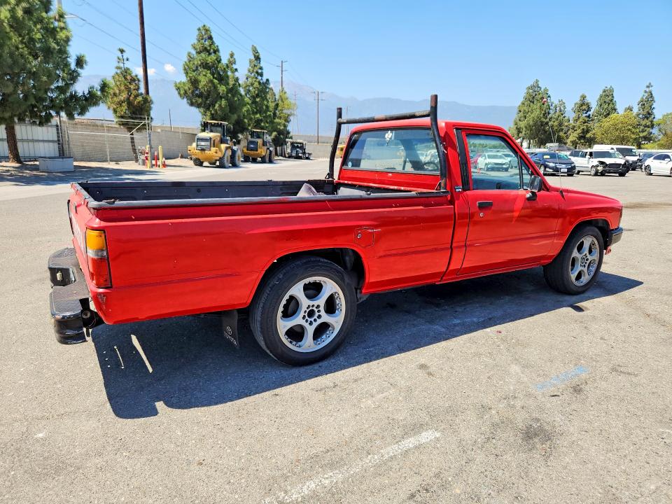 61915016 :رقم المزاد ، JT4RN55R4H0234442 vin ، 1987 Toyota Pickup مزاد بيع