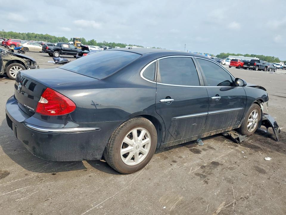 63108236 :رقم المزاد ، 2G4WD562251215407 vin ، 2005 Buick Lacrosse مزاد بيع