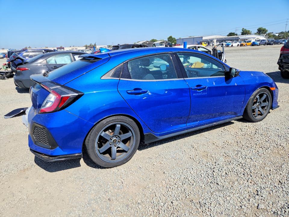61374366 :رقم المزاد ، SHHFK7H41HU403565 vin ، 2017 Honda Civic مزاد بيع