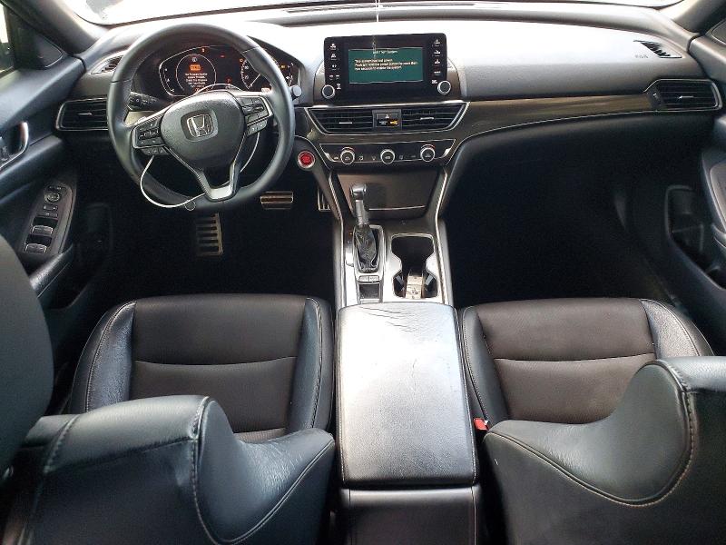 61612876 :رقم المزاد ، 1HGCV1F35JA068779 vin ، 2018 Honda Accord مزاد بيع