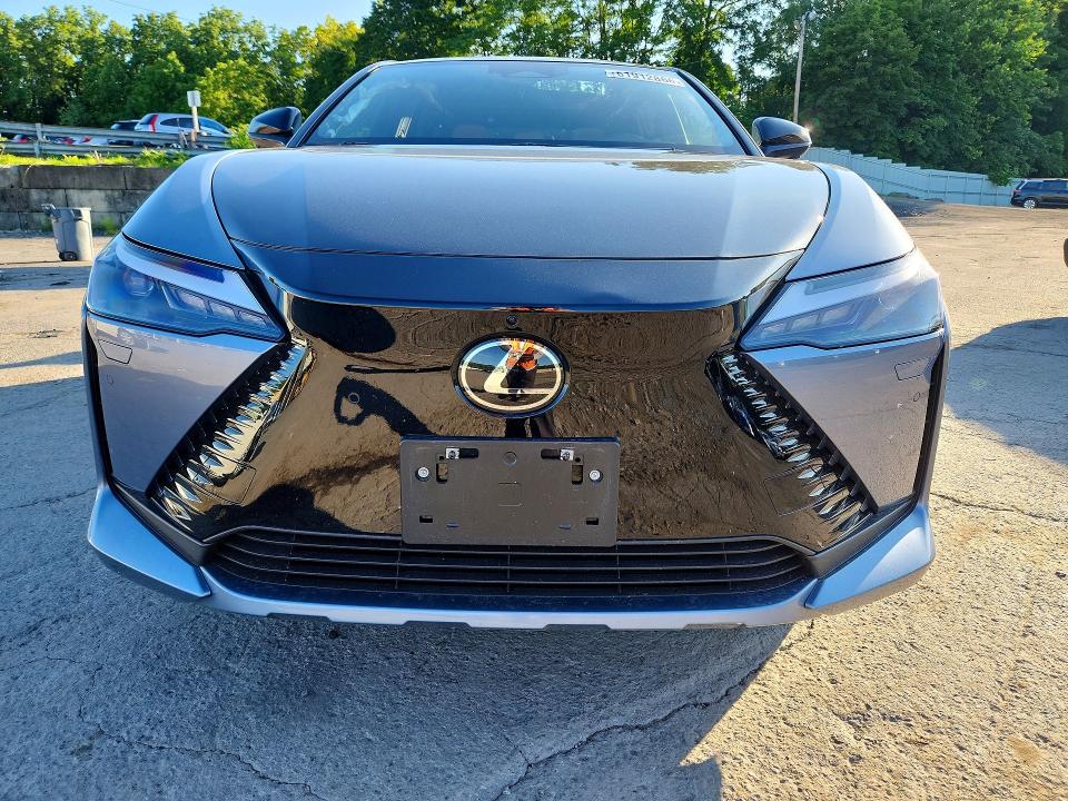 Продаж на аукціоні авто 2025 Lexus Rz, vin: JTJAAAAB0SA030715, номер лоту: 61912866