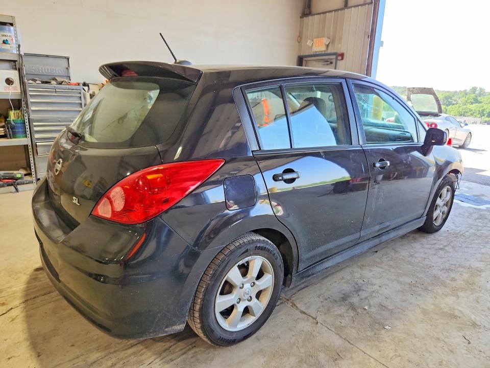 2010 Nissan Versa მანქანა იყიდება აუქციონზე, vin: 3N1BC1CP3AL422706, აუქციონის ნომერი: 59277166