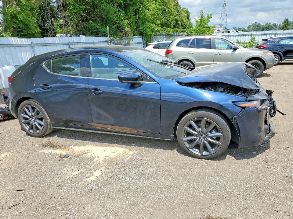 2023 Mazda 3 მანქანა იყიდება აუქციონზე, vin: JM1BPBMM4P1606287, აუქციონის ნომერი: 58959666