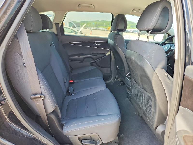 2016 Kia Sorento მანქანა იყიდება აუქციონზე, vin: 5XYPG4A57GG036641, აუქციონის ნომერი: 61354666