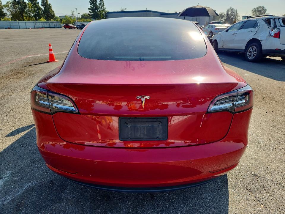 2022 Tesla Model 3 მანქანა იყიდება აუქციონზე, vin: 5YJ3E1EA3NF355887, აუქციონის ნომერი: 60058266