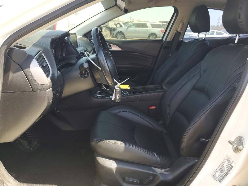 60197236 :رقم المزاد ، 3MZBN1L37JM171202 vin ، 2018 Mazda 3 مزاد بيع