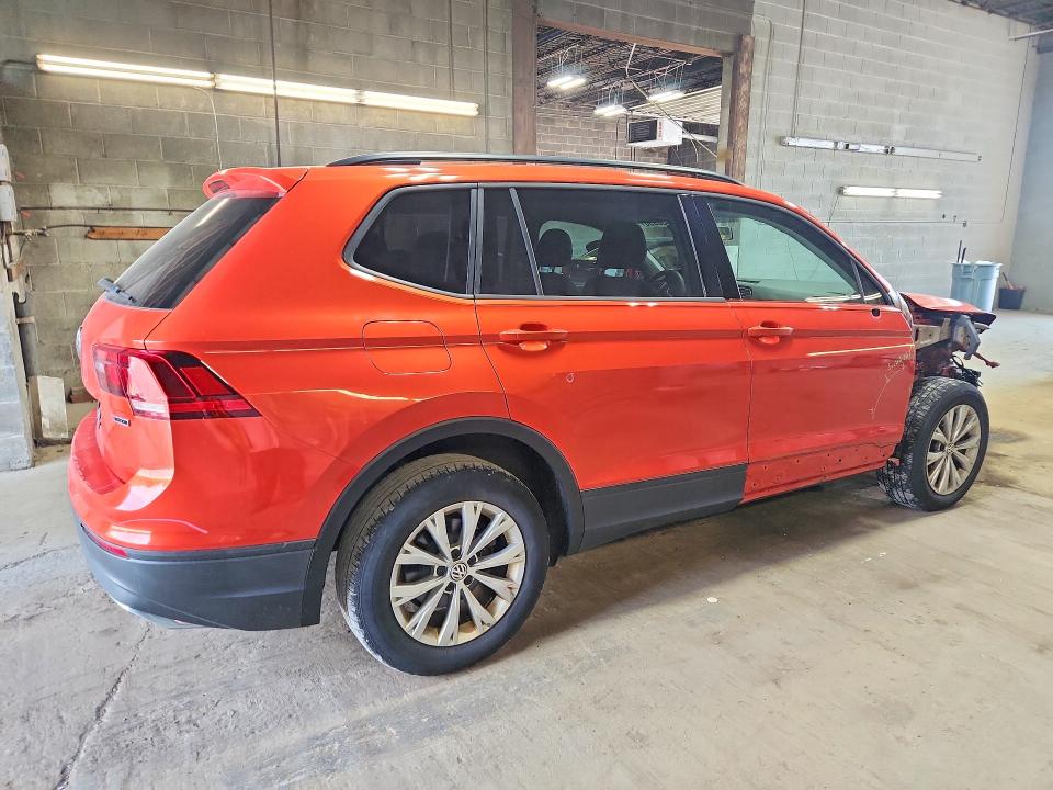 Продаж на аукціоні авто 2019 Volkswagen Tiguan, vin: 3VV0B7AX5KM118030, номер лоту: 60990176