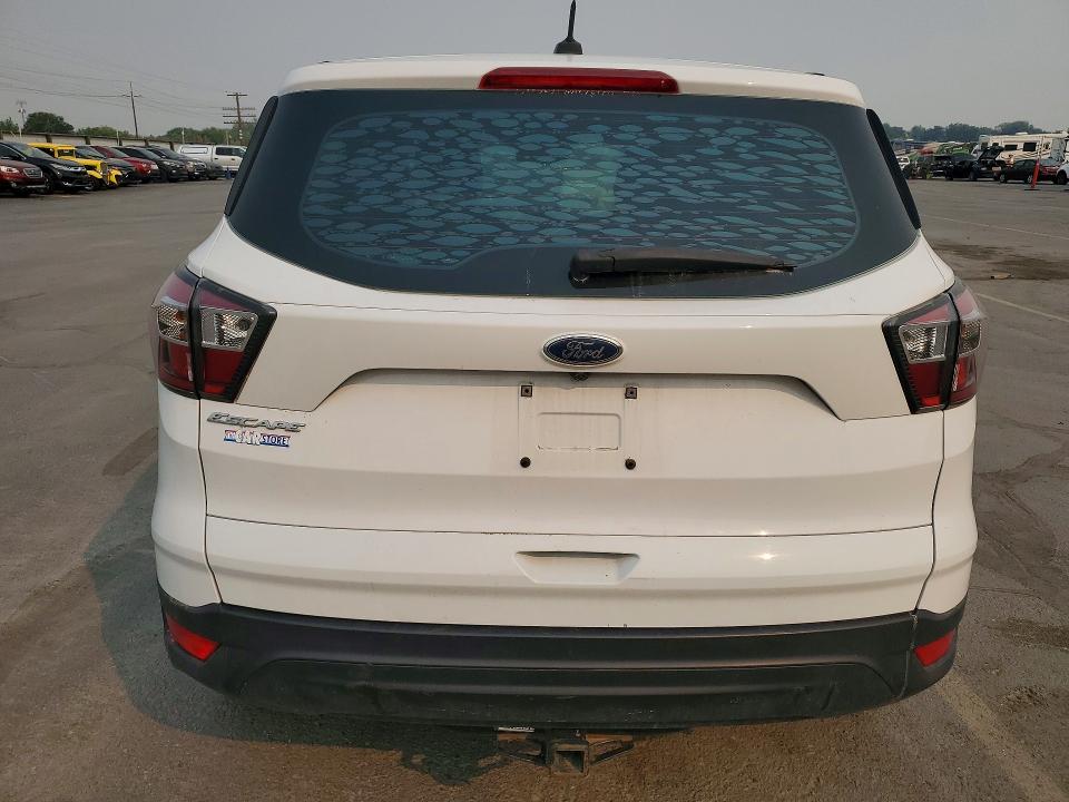 2017 Ford Escape მანქანა იყიდება აუქციონზე, vin: 1FMCU0F74HUB44916, აუქციონის ნომერი: 62682856