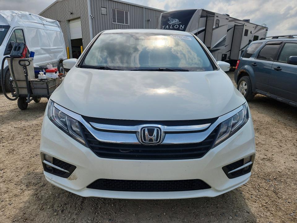 Продажа на аукционе авто 2018 Honda Odyssey, vin: 5FNRL6H66JB510110, номер лота: 59782386