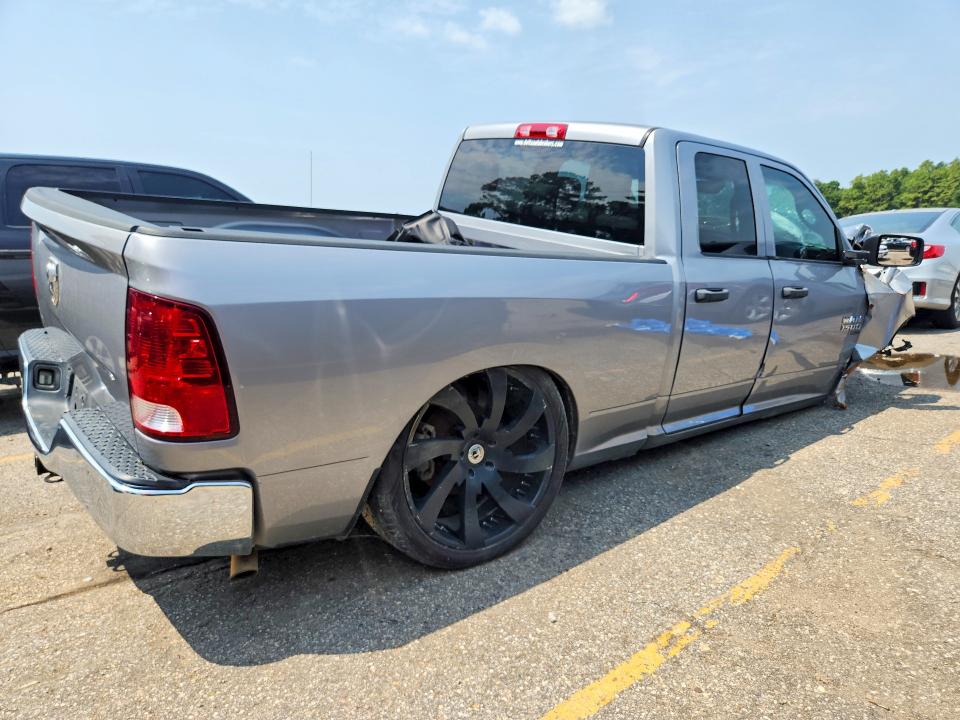 59626546 :رقم المزاد ، 1C6RR6FG9KS629274 vin ، 2019 Ram 1500 Classic مزاد بيع