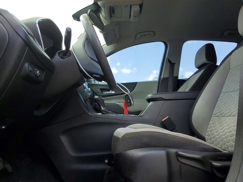 2018 Chevrolet Equinox მანქანა იყიდება აუქციონზე, vin: 2GNAXHEV4J6111864, აუქციონის ნომერი: 85615075