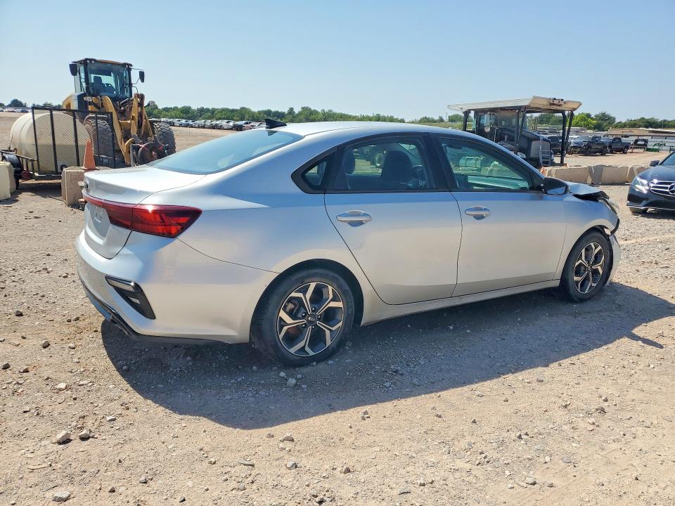 60875016 :رقم المزاد ، 3KPF24AD9ME269799 vin ، 2021 Kia Forte مزاد بيع