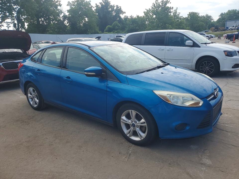 61369296 :رقم المزاد ، 1FADP3F27EL270751 vin ، 2014 Ford Focus مزاد بيع