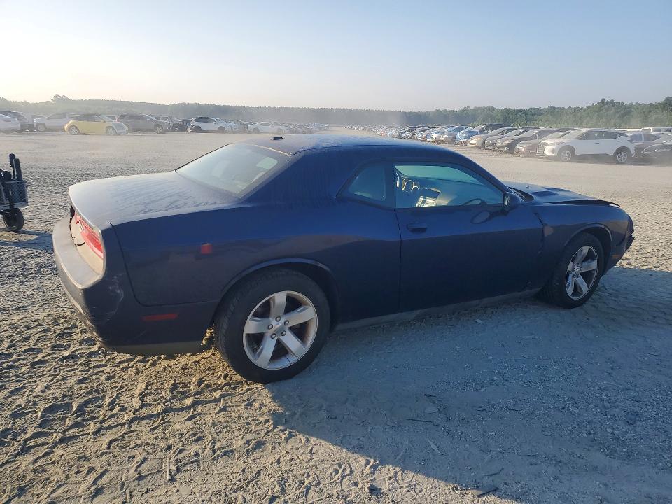 2013 Dodge Challenger მანქანა იყიდება აუქციონზე, vin: 2C3CDYAGXDH688008, აუქციონის ნომერი: 58972906