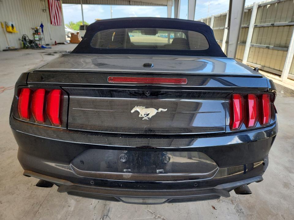Продажа на аукционе авто 2021 Ford Mustang, vin: 1FATP8UH7M5101204, номер лота: 57263306
