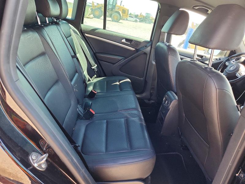 60950706 :رقم المزاد ، WVGBV7AX1GW081432 vin ، 2016 Volkswagen Tiguan مزاد بيع