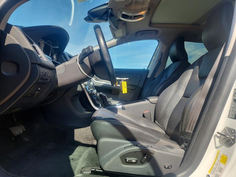 2015 Volvo Xc60 მანქანა იყიდება აუქციონზე, vin: YV4612RK5F2643137, აუქციონის ნომერი: 60032786