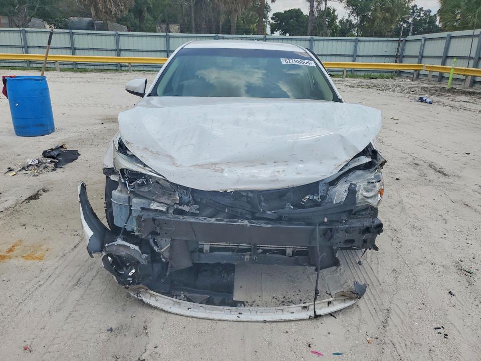 Продажа на аукционе авто 2016 Toyota Camry, vin: 4T4BF1FKXGR574843, номер лота: 62795066