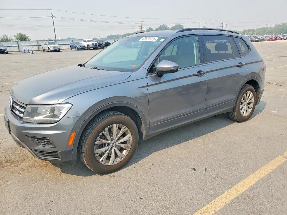 2018 Volkswagen Tiguan მანქანა იყიდება აუქციონზე, vin: 3VV0B7AX9JM092269, აუქციონის ნომერი: 62823776