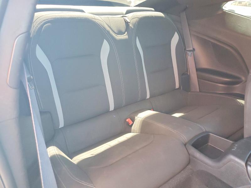 Продажа на аукционе авто 2018 Chevrolet Camaro, vin: 1G1FB1RX8J0151303, номер лота: 61795066