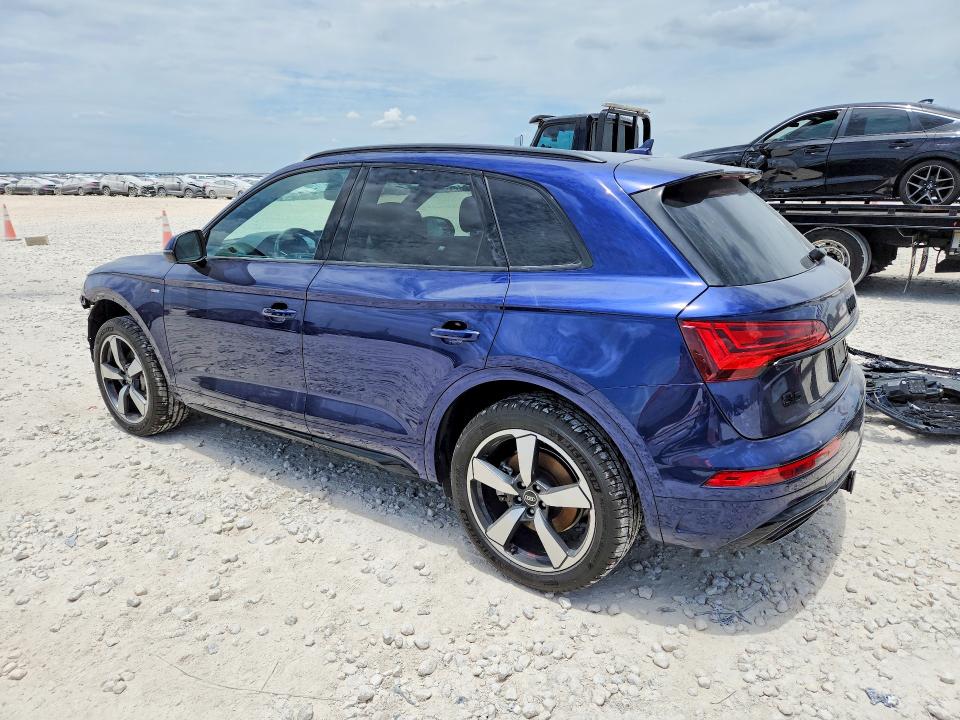 59072156 :رقم المزاد ، WA1EAAFY5N2077944 vin ، 2022 Audi Q5 مزاد بيع