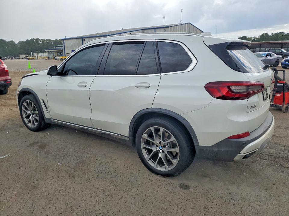 Продажа на аукционе авто 2021 Bmw X5, vin: 5UXCR6C04M9H81755, номер лота: 62459066