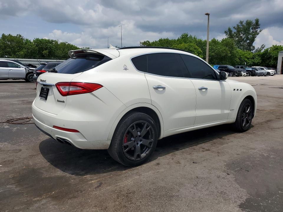 62692386 :رقم المزاد ، ZN661YUS0JX284352 vin ، 2018 Maserati Levante مزاد بيع