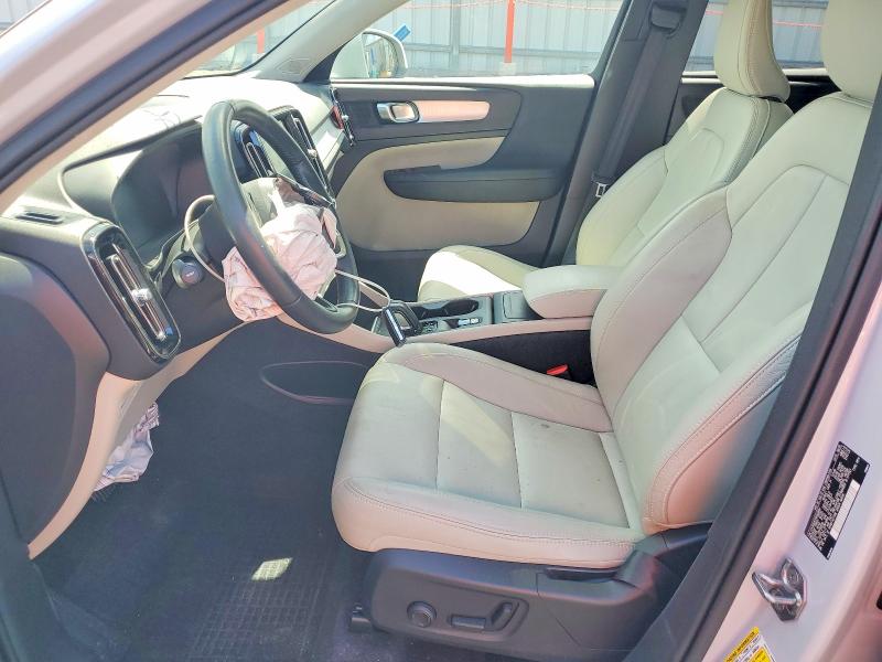 Продаж на аукціоні авто 2021 Volvo Xc40, vin: YV4162UK2M2403804, номер лоту: 61330316