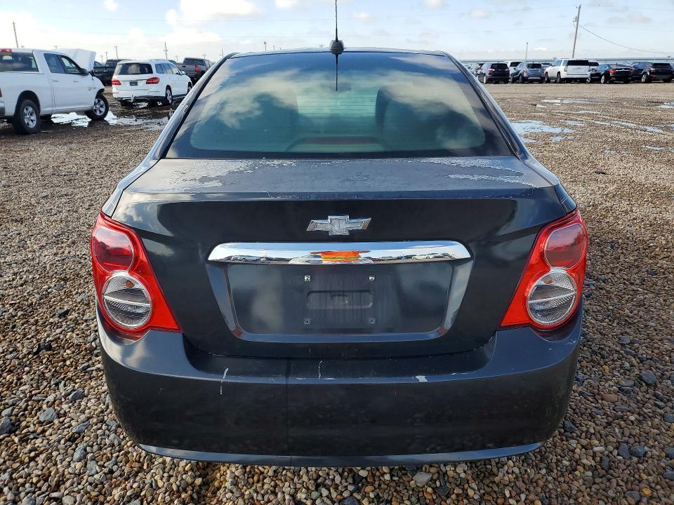 2015 Chevrolet Sonic მანქანა იყიდება აუქციონზე, vin: 1G1JC5SH4F4127775, აუქციონის ნომერი: 60743216
