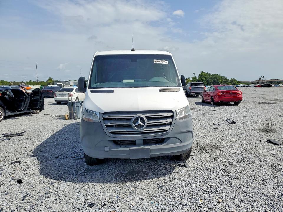 Продажа на аукционе авто 2022 Mercedes-benz All Other, vin: W1Y4EBHY9NT103475, номер лота: 60796586