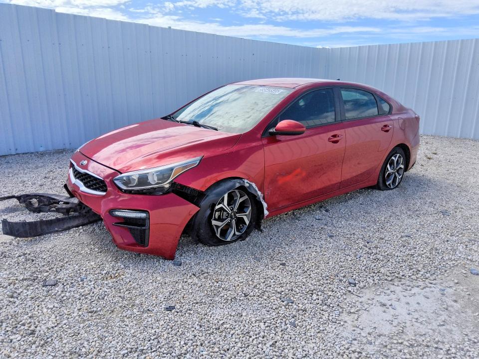 2021 Kia Forte მანქანა იყიდება აუქციონზე, vin: 3KPF24AD1ME335794, აუქციონის ნომერი: 59543546