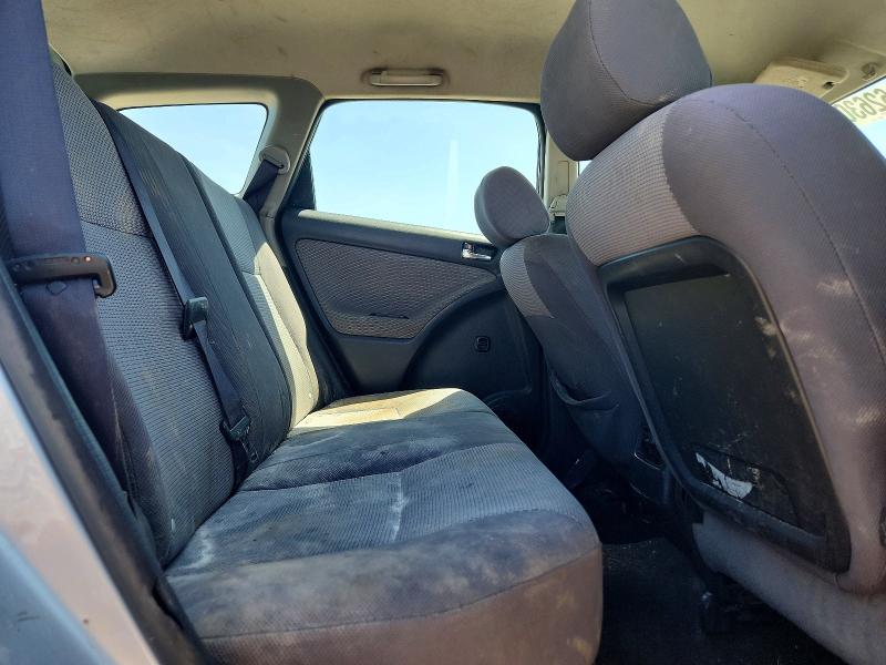 62630336 :رقم المزاد ، 2T1KR32E75C477692 vin ، 2005 Toyota Matrix مزاد بيع