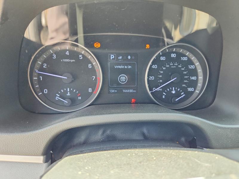 61604606 :رقم المزاد ، 5NPD84LF3HH022123 vin ، 2017 Hyundai Elantra مزاد بيع