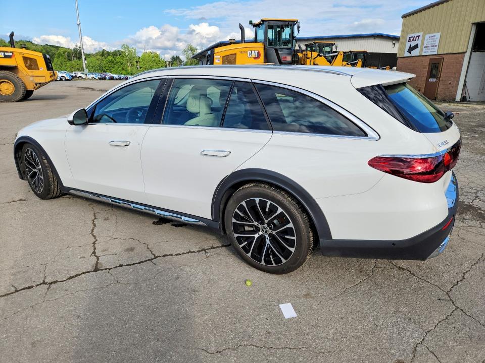 63310546 :رقم المزاد ، W1KLH6FB2TA233061 vin ، 2026 Mercedes-benz E مزاد بيع
