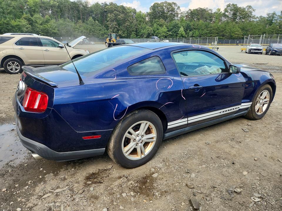 Продажа на аукционе авто 2012 Ford Mustang, vin: 1ZVBP8AM2C5248758, номер лота: 62435826