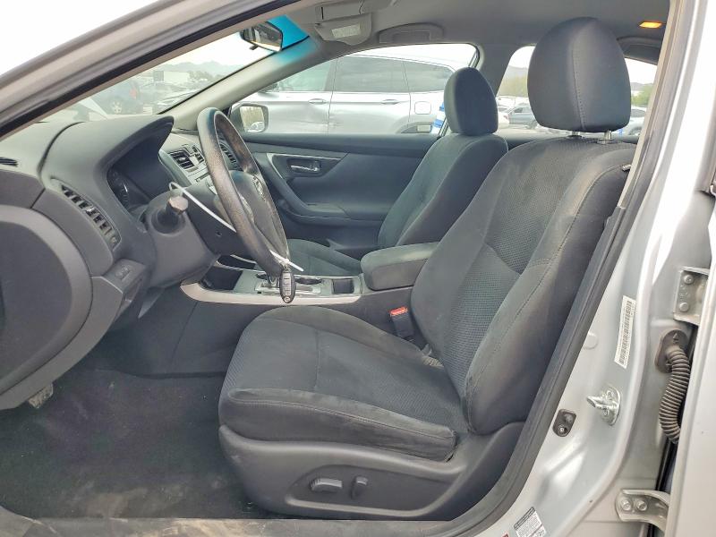 2015 Nissan Altima მანქანა იყიდება აუქციონზე, vin: 1N4AL3AP7FN370081, აუქციონის ნომერი: 61348066